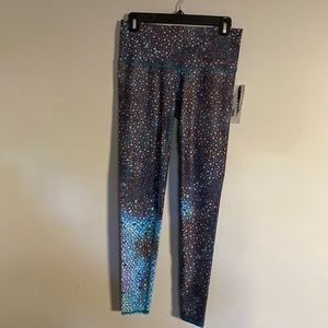 Teeki yoga Legging- great for Hot yoga because they are so lightweight
